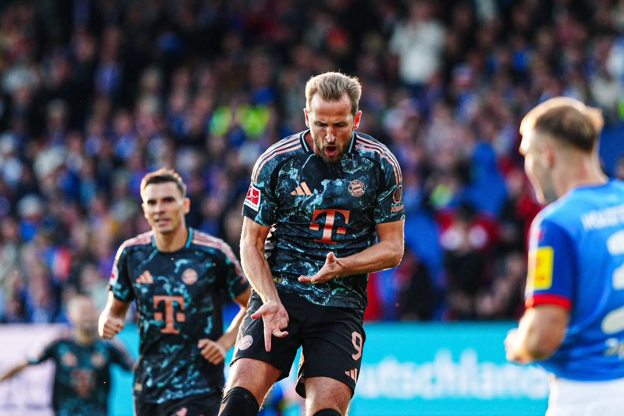 Em goleada do Bayern por 6 a 1, torcedor do Holstein Kiel tamb&eacute;m tem o que comemorar