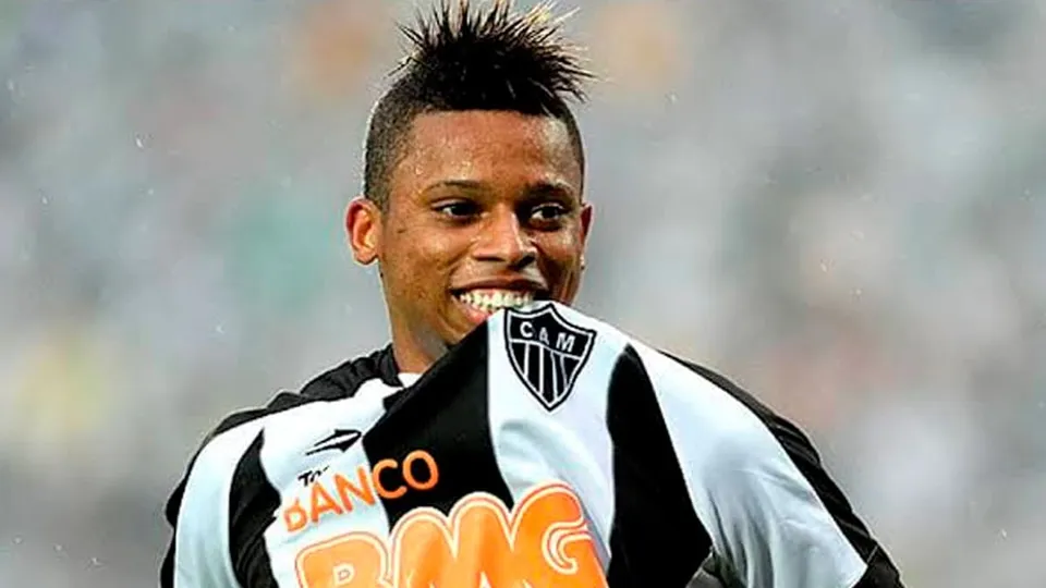 Em 2011, Andr&eacute; chegou ao Atl&eacute;tico-MG ap&oacute;s passagens pelo D&iacute;namo de Kiev e Bordeaux. Foto: Reprodu&ccedil;&atilde;o