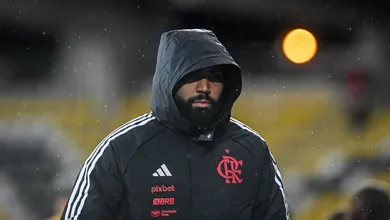 Aperto de m&atilde;o, desacerto e surpresas: a linha do tempo da negocia&ccedil;&atilde;o de Gabigol e Flamengo