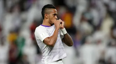 Al Ain sobrou desta vez, atropelando o Esp&eacute;rance, e pinta no caminho do River Plate