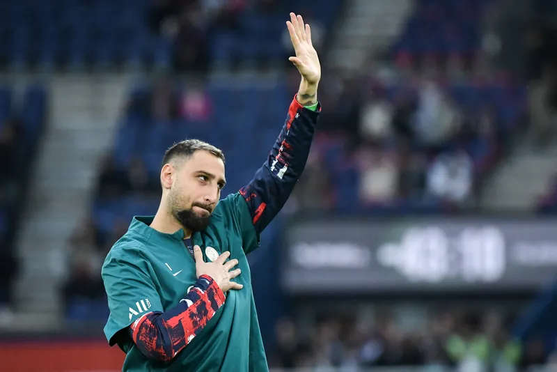 Desempenho contra o Atl&eacute;tico de Madrid pode colocar Donnarumma na reserva do PSG