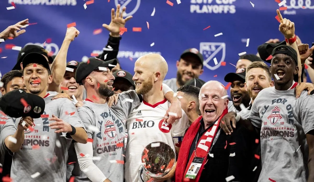 O Toronto FC buscou uma sofrida virada em Atlanta para ir &agrave; decis&atilde;o da MLS pela terceira vez