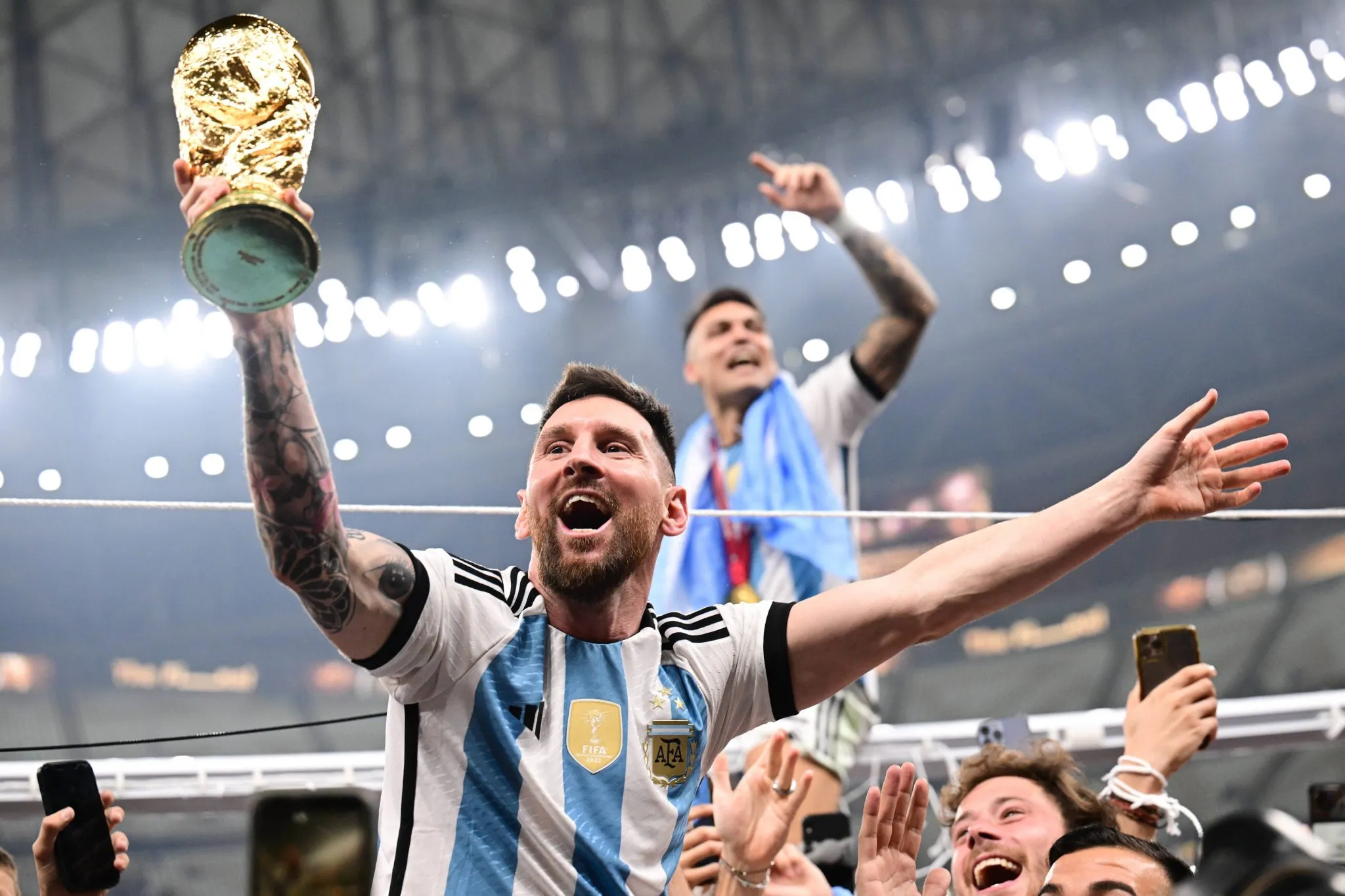 Messi comemora t&iacute;tulo da Copa do Mundo de 2022
