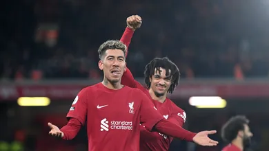 Klopp: &ldquo;Fiquei um pouco surpreso com a sa&iacute;da de Firmino, mas tamb&eacute;m &eacute; um caminho natural&rdquo;