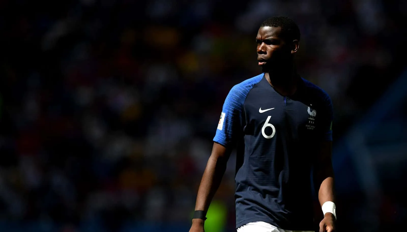 Desesperan&ccedil;a de Pogba mostra que futebol falhou em sua miss&atilde;o de combater o racismo