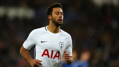&Agrave; espera do fim de seu contrato na China, Mousa Demb&eacute;l&eacute; se despede de uma carreira respeit&aacute;vel