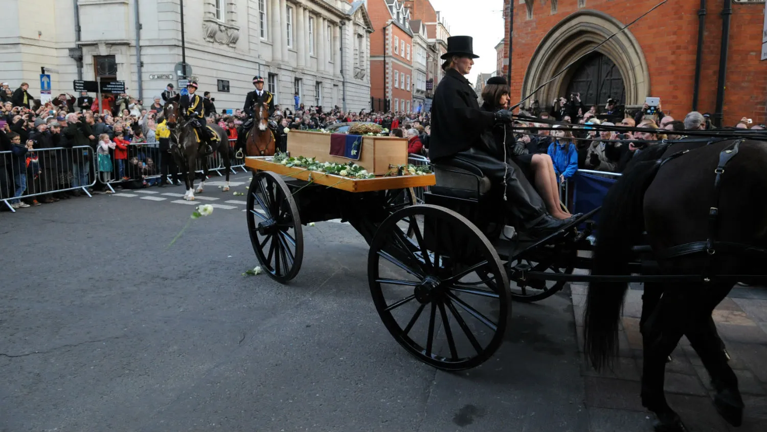Um ano depois de virar ponto tur&iacute;stico, Leicester &eacute; o centro das aten&ccedil;&otilde;es do futebol ingl&ecirc;s