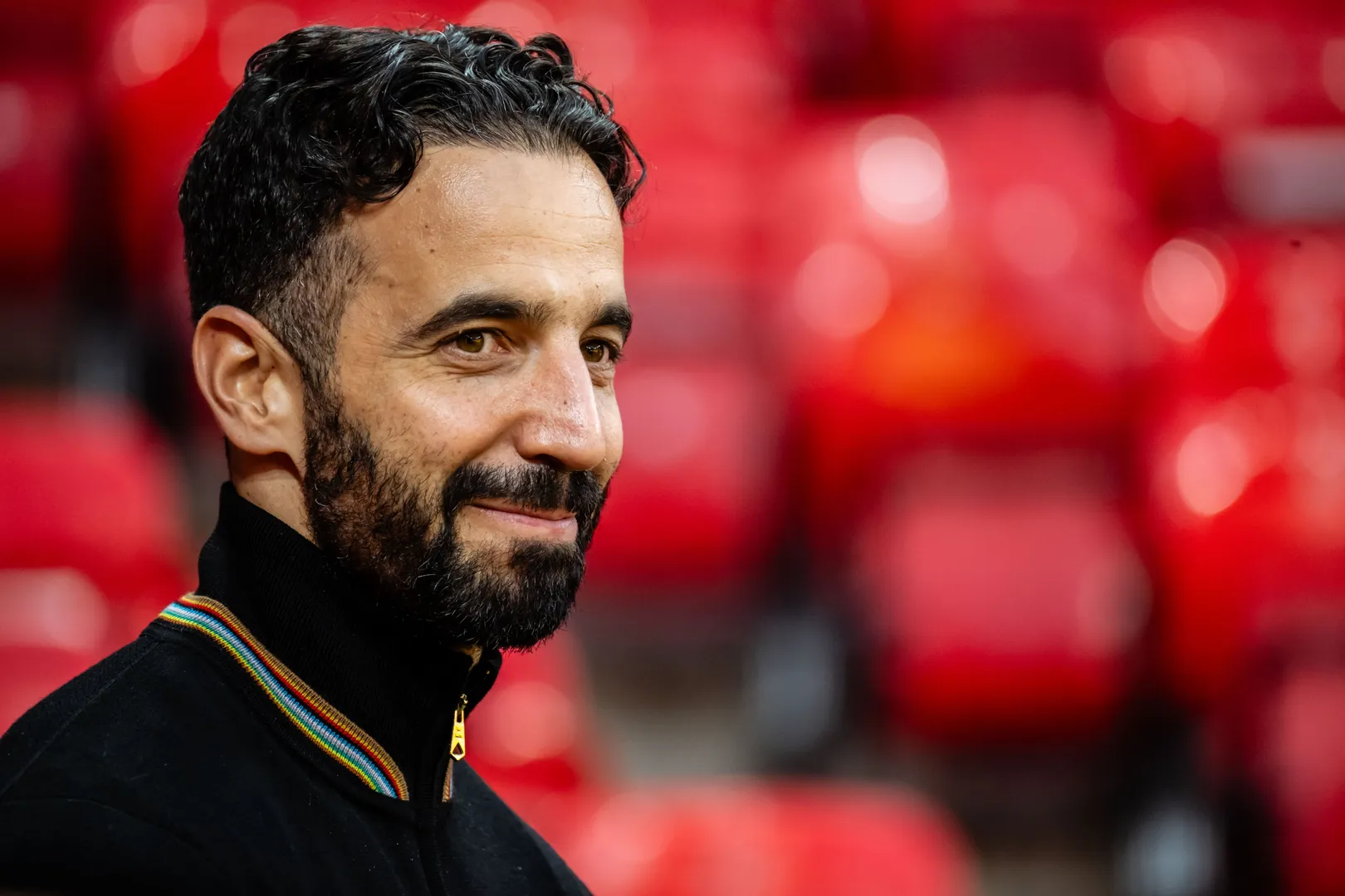 R&uacute;ben Amorim concede primeira entrevista como t&eacute;cnico do Manchester United