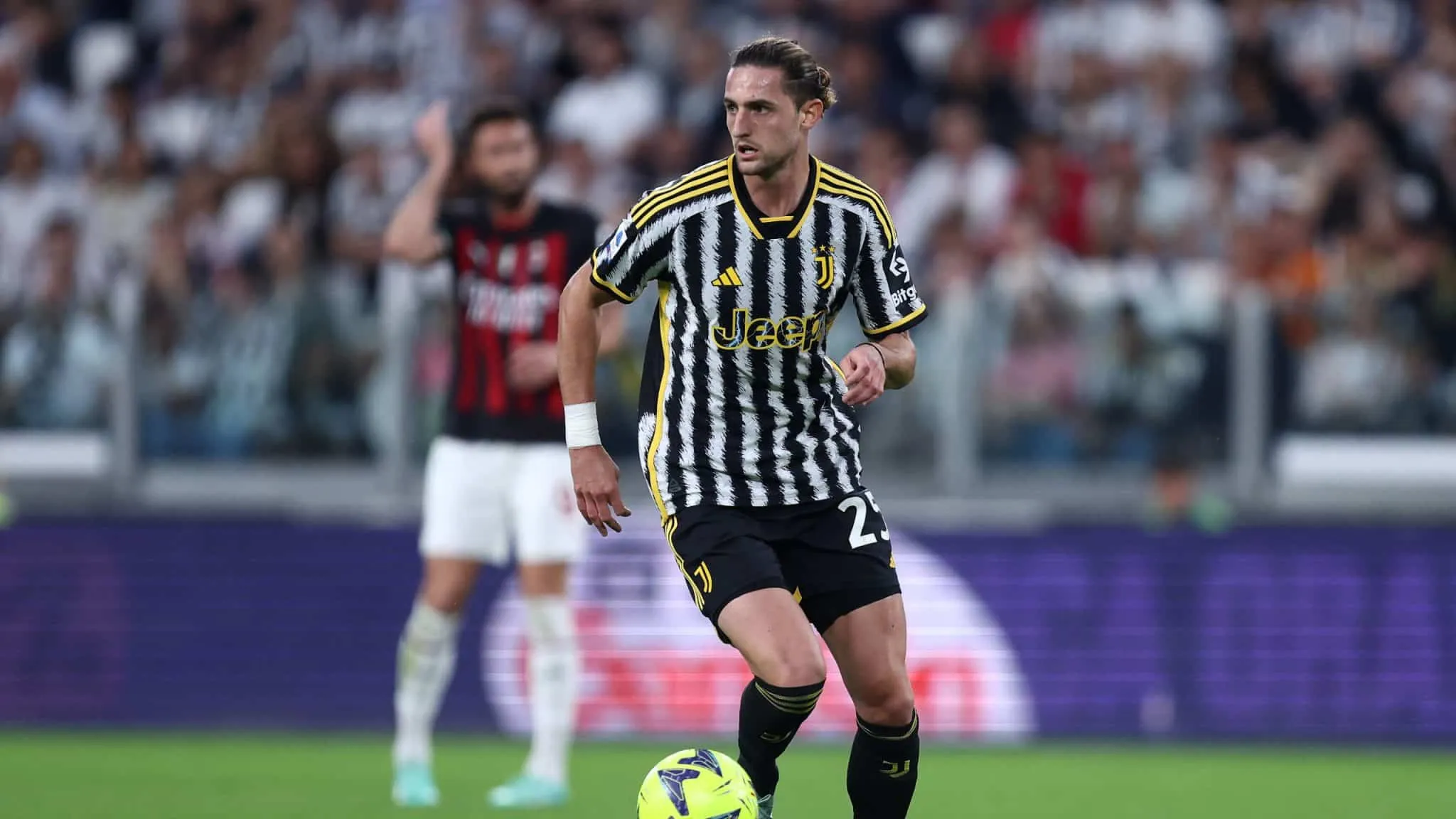 Rabiot renova com a Juventus ap&oacute;s uma temporada em que calou os cr&iacute;ticos (ou quase)