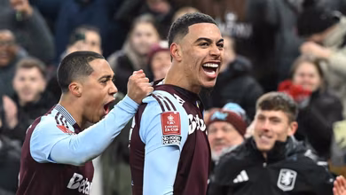 Na estreia de Rashford, revela&ccedil;&atilde;o do City decide e Aston Villa elimina o Tottenham