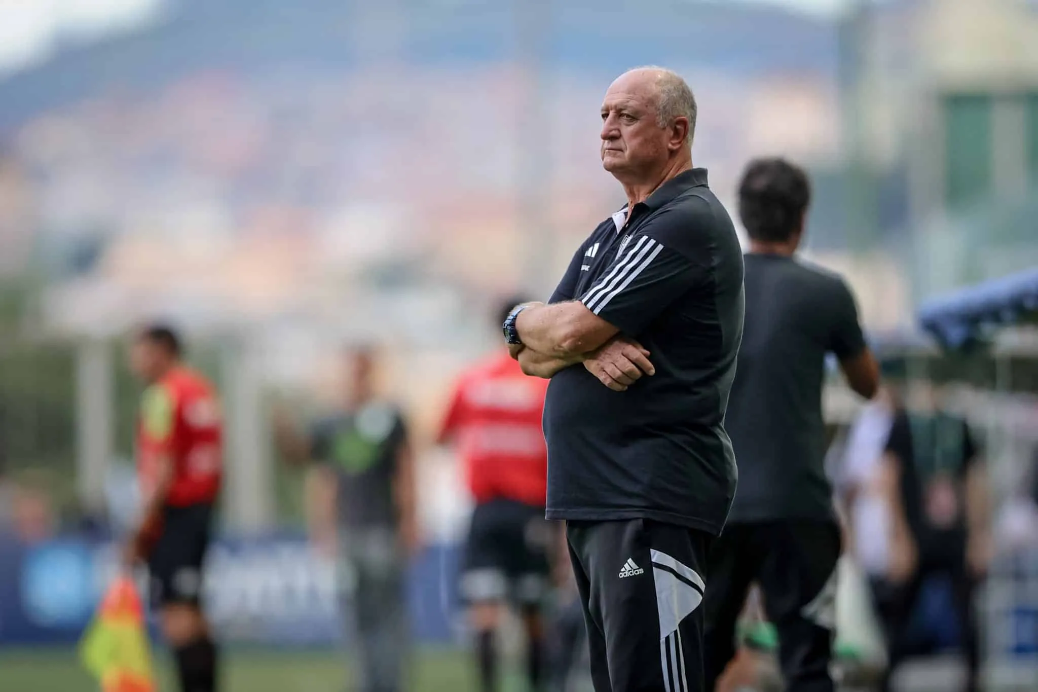 Felip&atilde;o sair satisfeito e achar o jogo do Atl&eacute;tico-MG muito bom explica porque o time n&atilde;o evolui