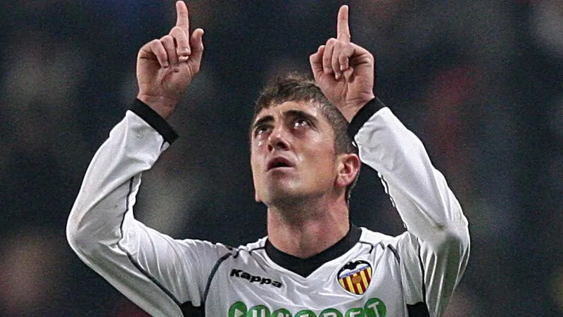 Swansespanha: Valencia aceita proposta do Swansea por Hern&aacute;ndez
