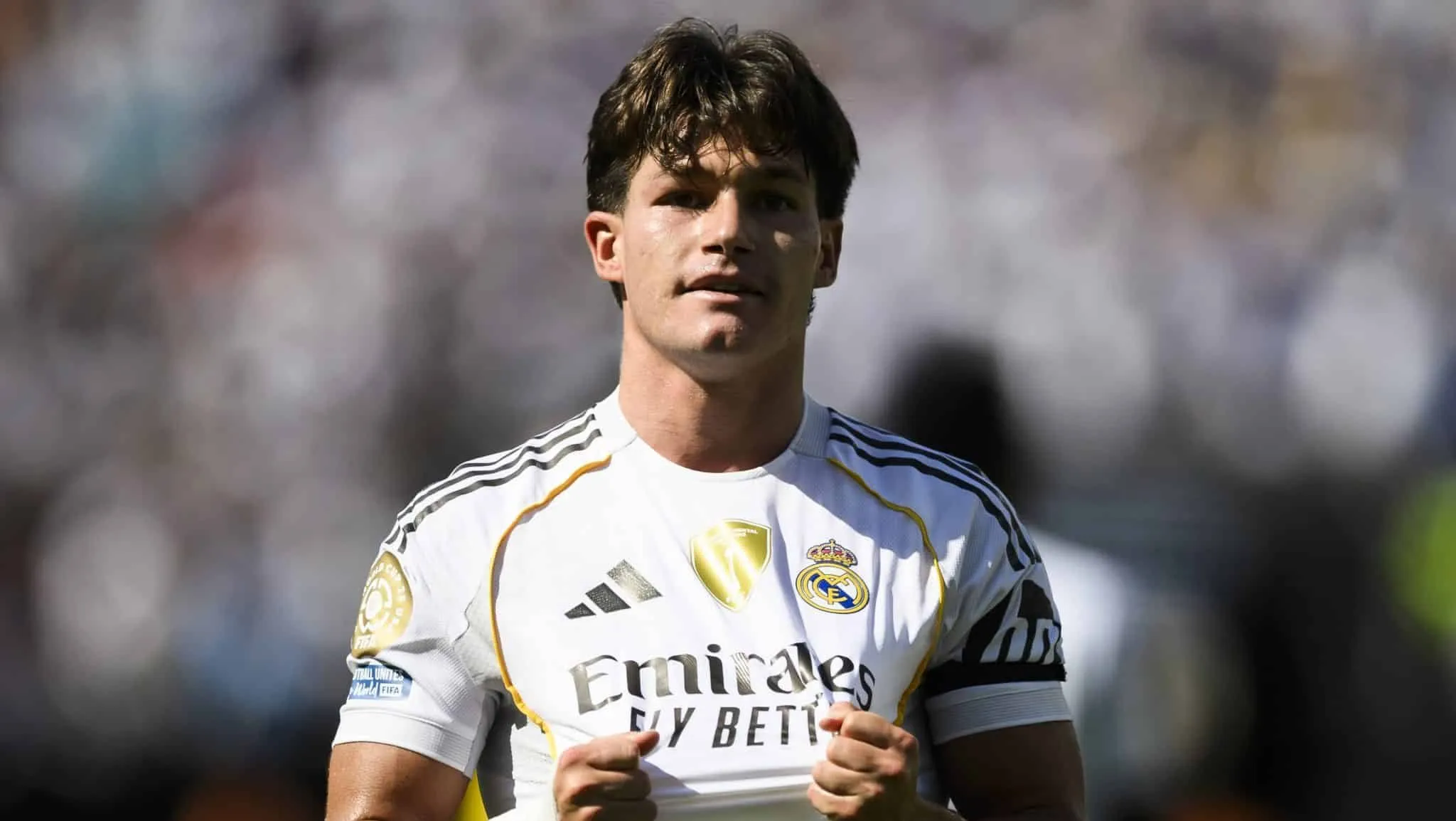 Antes descartado, lateral brilha com assinatura de Xabi Alonso em classifica&ccedil;&atilde;o do Real