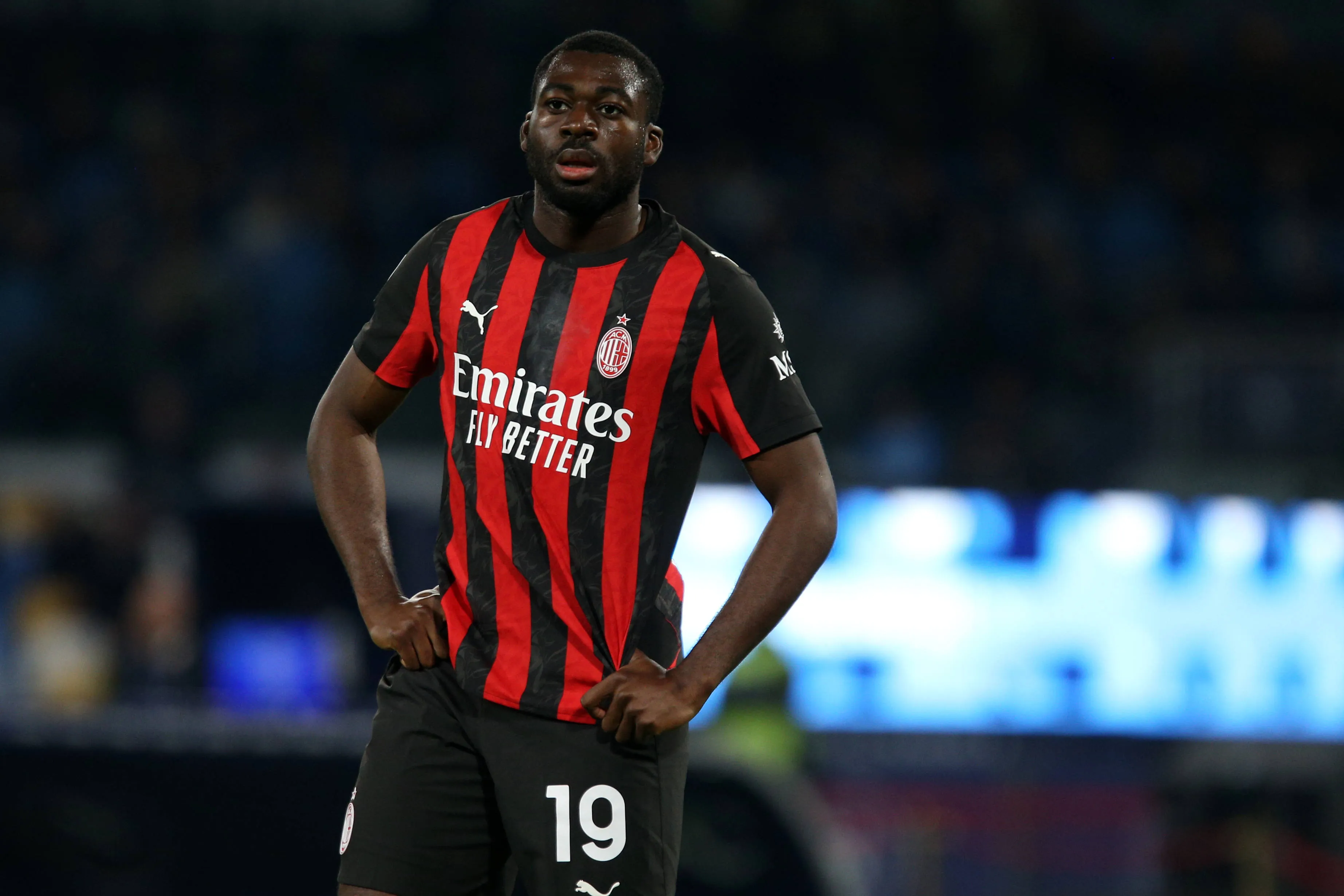 Youssouf Fofana em a&ccedil;&atilde;o pelo Milan