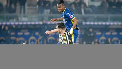 Empate entre Verona e Juventus n&atilde;o deixou ningu&eacute;m em campo satisfeito, s&oacute; os rivais nos dois lados da tabela