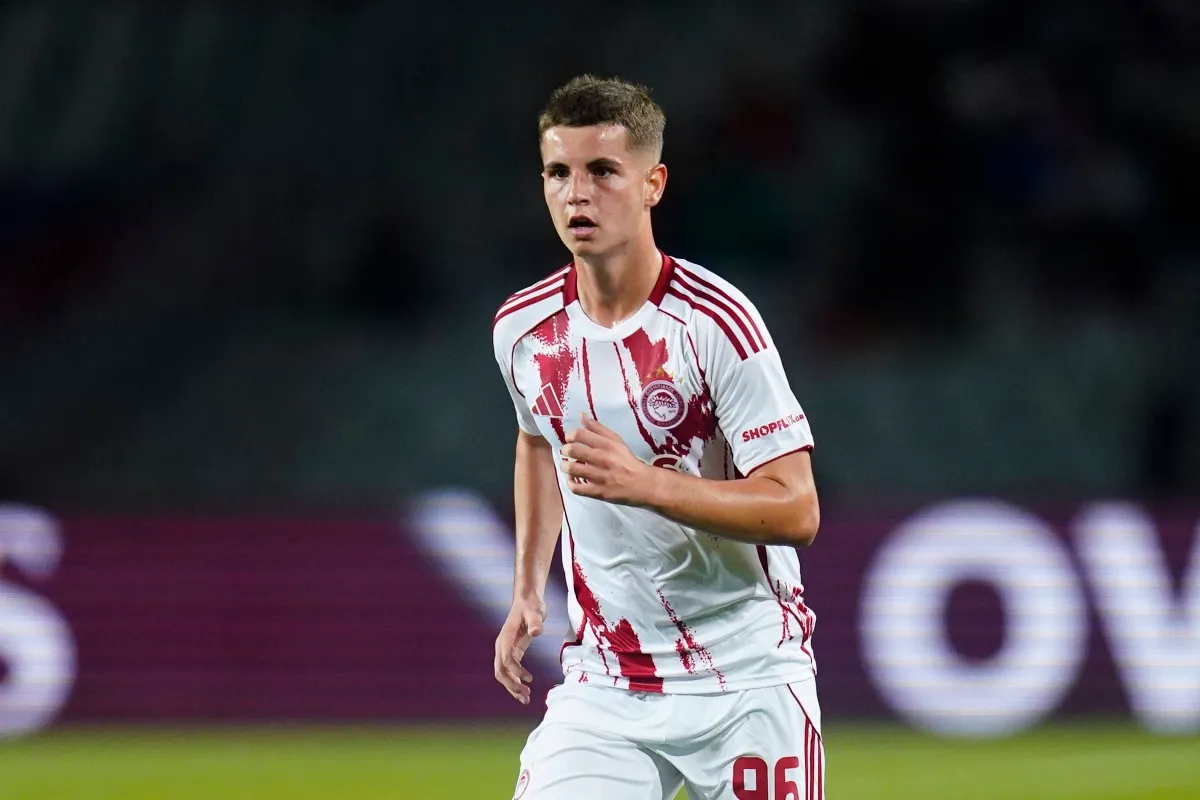 Christos Mouzakitis Olympiacos