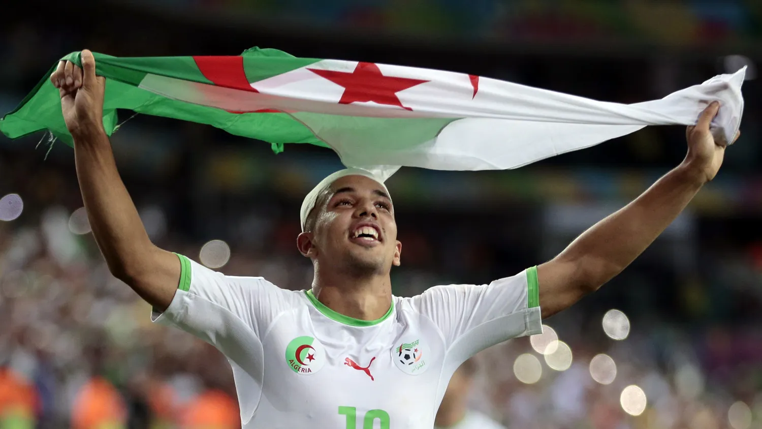 West Ham leva Feghouli de gra&ccedil;a e vem se especializando em fazer bons neg&oacute;cios
