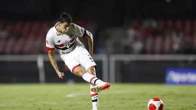 Moreira recusou o Vit&oacute;ria para ficar no S&atilde;o Paulo e d&aacute; passo para recuperar espa&ccedil;o