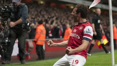 Balan&ccedil;o: Arsenal segue voando, Milan s&oacute; decepciona
