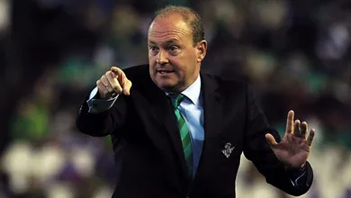Wikip&eacute;dia coloca t&eacute;cnico espanhol no Corinthians e quase toda imprensa inglesa caiu