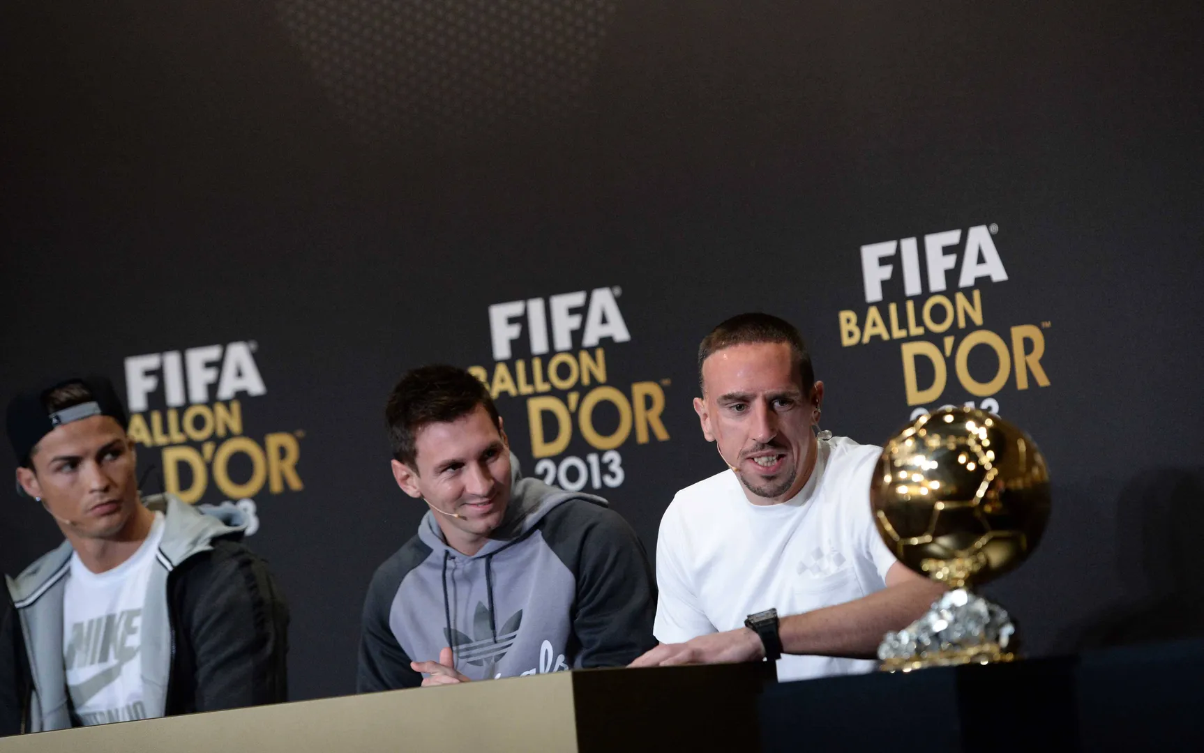 Cristiano Ronaldo, Messi e Rib&eacute;ry disputaram a Bola de Ouro de 2013 (Foto: Imago)