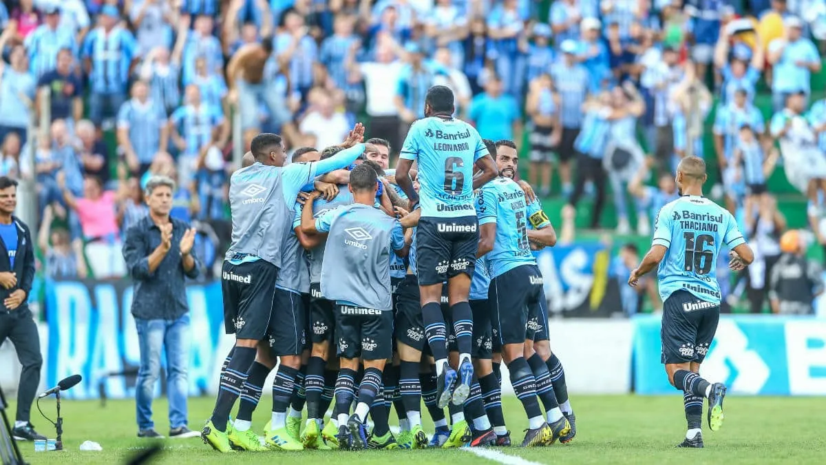 O Gr&ecirc;mio demoliu o Juventude: 6 a 0 e o primeiro gol de Tardelli