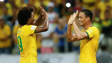 Sele&ccedil;&atilde;o jogou para o gasto e deu alguns bons sinais, apesar da colabora&ccedil;&atilde;o da Venezuela