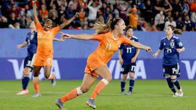Jap&atilde;o &eacute; melhor, mas sofre castigo com gol aos 90 minutos e perde da Holanda