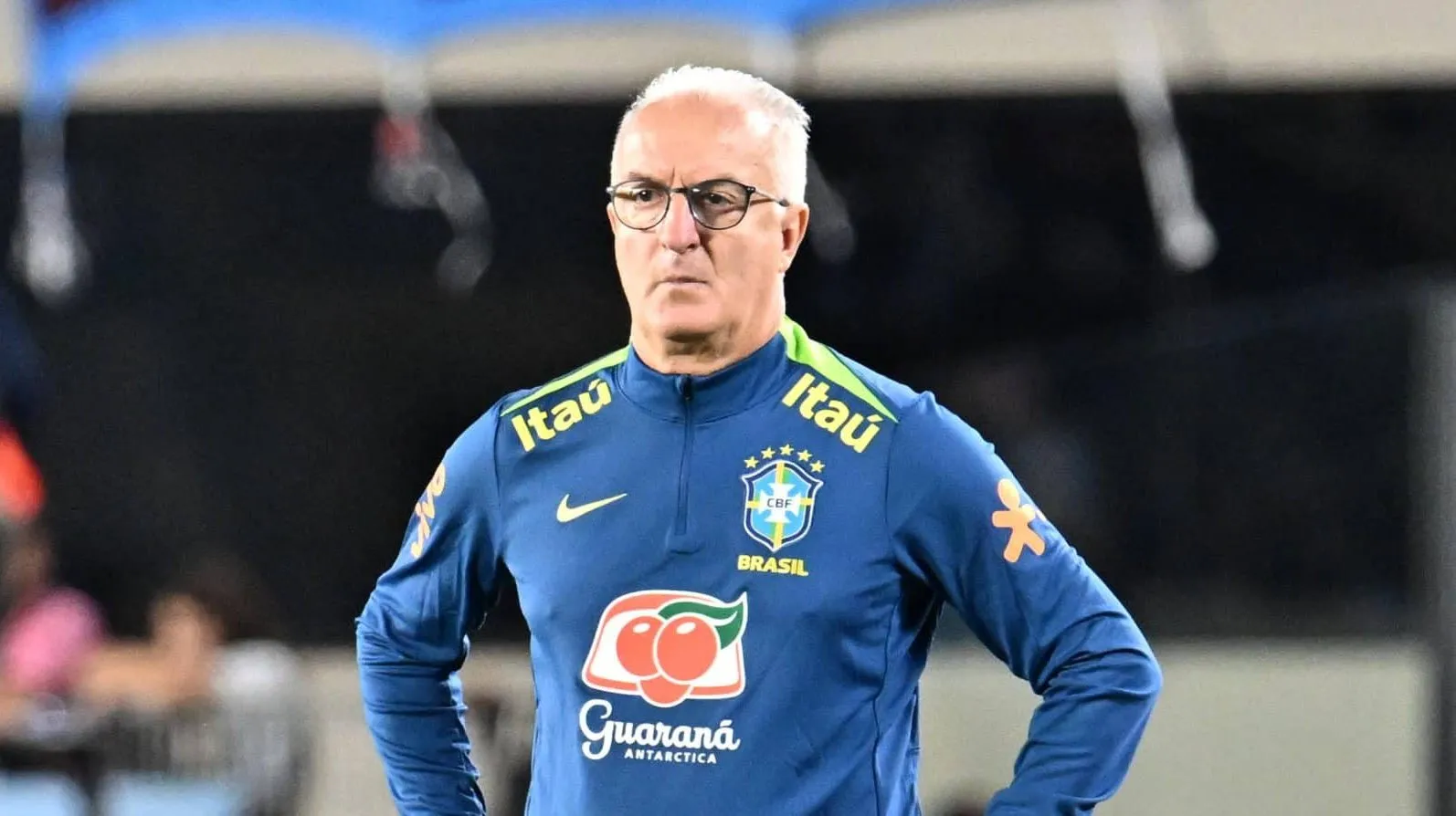 Dorival exp&otilde;e descolamento de realidade em CBF e Sele&ccedil;&atilde;o em coletiva ap&oacute;s vexame
