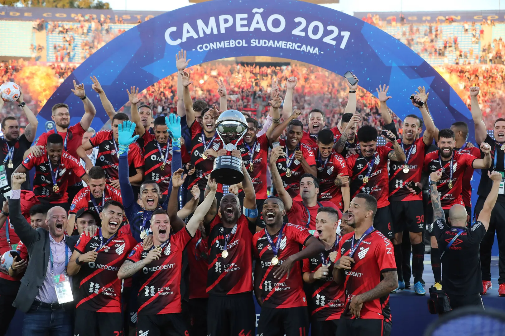 Erick fez parte dos principais t&iacute;tulos recentes do Athletico Foto: (Imago) 