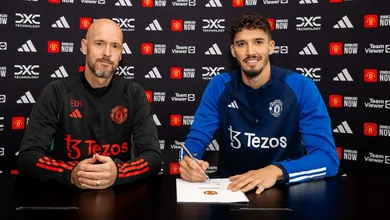Manchester United tamb&eacute;m garante um bom goleiro reserva ao comprar Bayindir do Fenerbah&ccedil;e