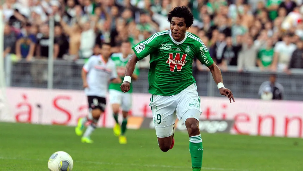 Brand&atilde;o, atual camisa 9 do Saint-&Eacute;tienne
