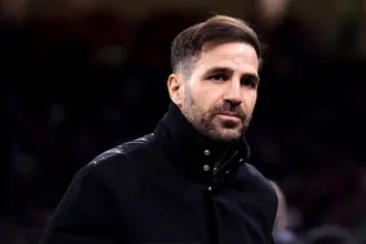 &lsquo;Pe&ccedil;o desculpas, fiz algo antidesportivo&rsquo;: F&agrave;bregas reconhece erro e aprende li&ccedil;&atilde;o amarga