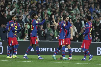 Barcelona sofre com ferrolho, mas recorre a artilheiro para afastar vexame &lsquo;&agrave; la Real Madrid&rsquo;