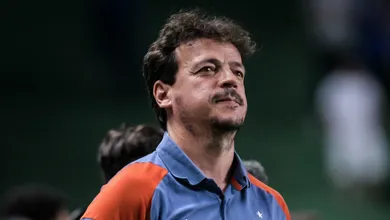 Um atacante no banco: Diniz revela porque n&atilde;o relaciona crias da base do Cruzeiro