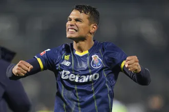 Como o Porto pretende ajudar Thiago Silva a manter vivo sonho de disputar a Copa do Mundo