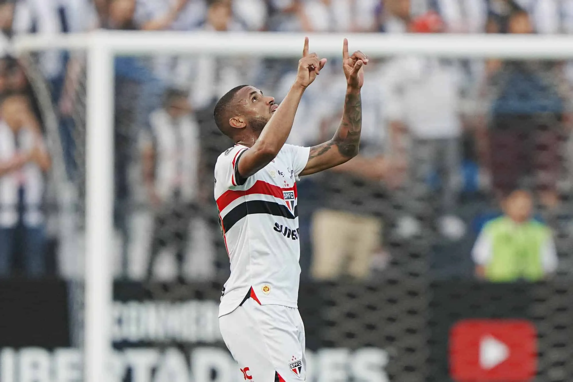 Zubeld&iacute;a alcan&ccedil;a marca hist&oacute;rica e mostra por que merece seguir no comando do S&atilde;o Paulo