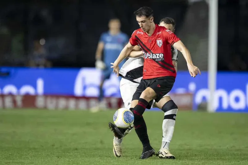 Vasco tem dificuldades em estreia de Felipe no comando da equipe e sai sob vaias da torcida em S&atilde;o Janu&aacute;rio