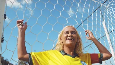 Fifa resgata 1&ordm; gol do Brasil, mas Elane lamenta &lsquo;falta de respeito&rsquo; com atraso