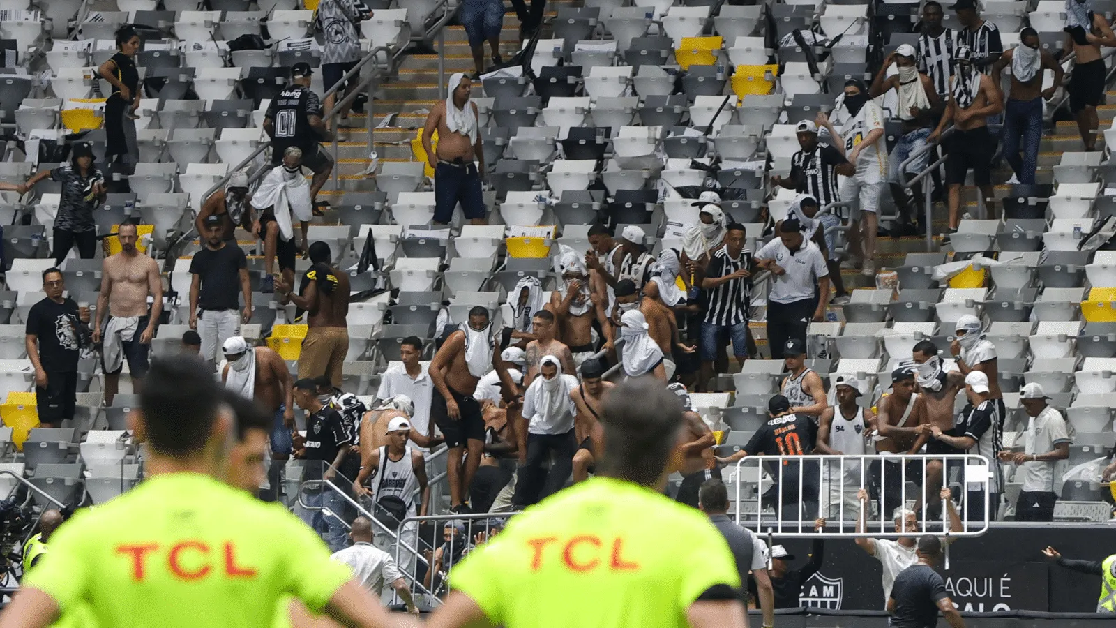 Arena MRV viveu cen&aacute;rio de guerra na final da Copa do Brasil