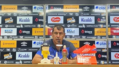 Anos de trabalho com Mano podem ser fundamentais para Carille levar o Santos &agrave; vit&oacute;ria contra o Corinthians