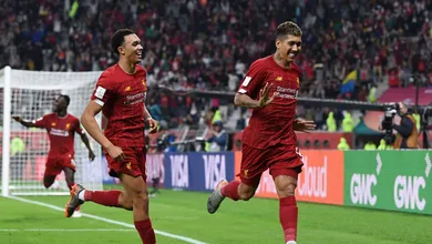 Liverpool riu demais na cara do perigo, mas seus poupados sa&iacute;ram do banco para evitar o vexame