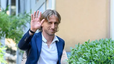 Modric no Swansea? CEO explica chance do craque investidor se aposentar no clube