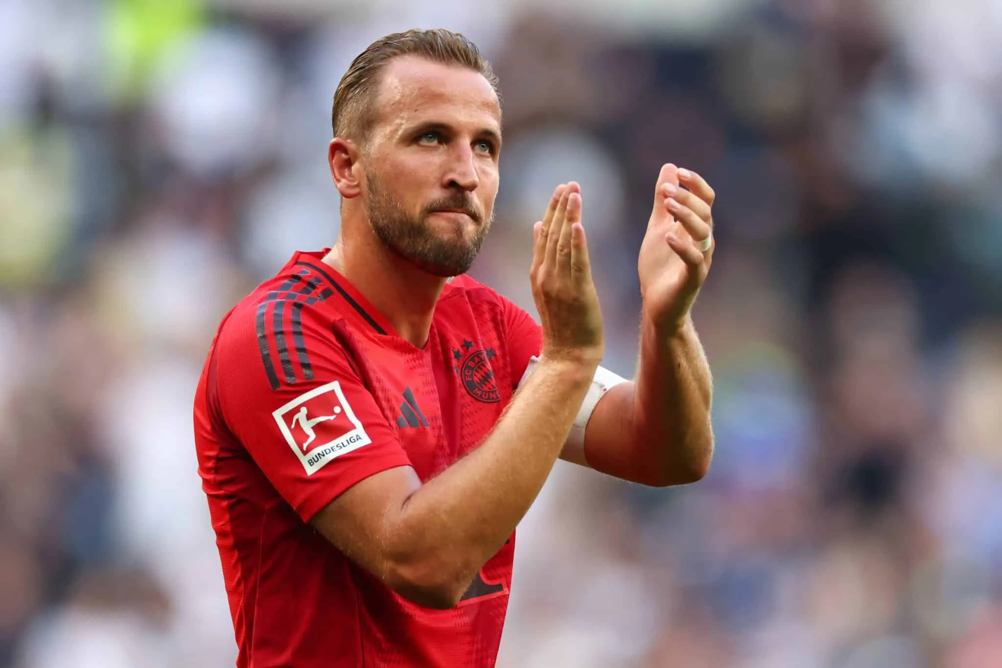 Por que Harry Kane se recusou a levantar a primeira ta&ccedil;a de campe&atilde;o com o Bayern