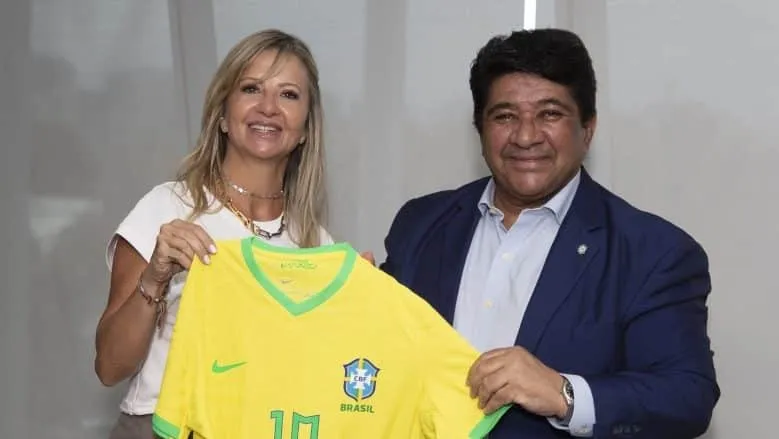 Corinthians perde pe&ccedil;a crucial do futebol feminino&nbsp;para&nbsp;a&nbsp;CBF
