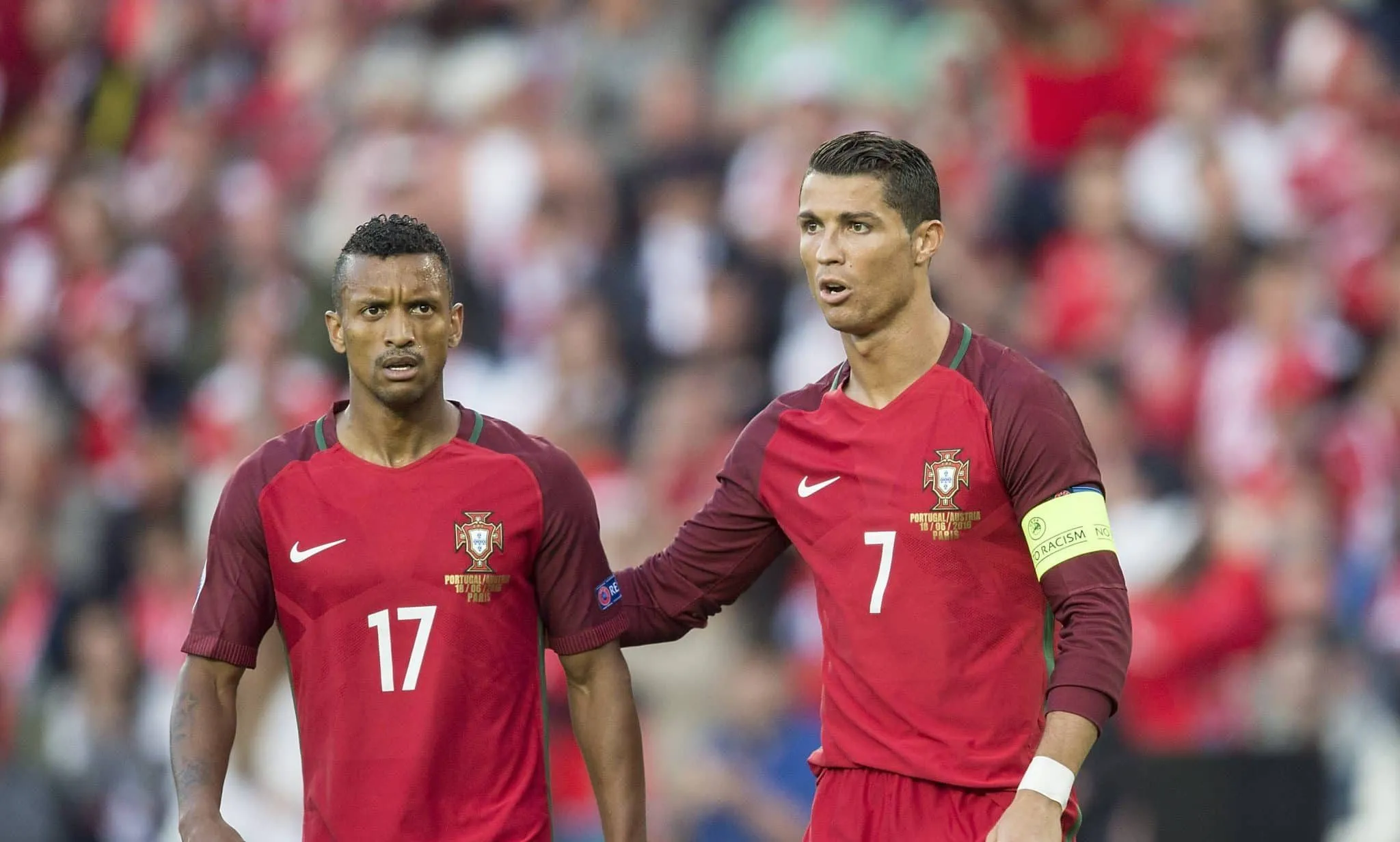 Clim&atilde;o? Nani esnoba Cristiano Ronaldo em lista dos melhores com quem jogou