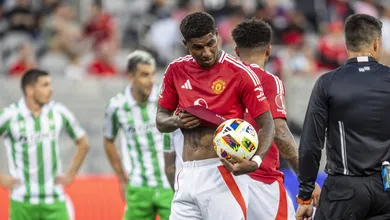 Crise sem fim: Manchester United pode perder mais dois jogadores por les&atilde;o