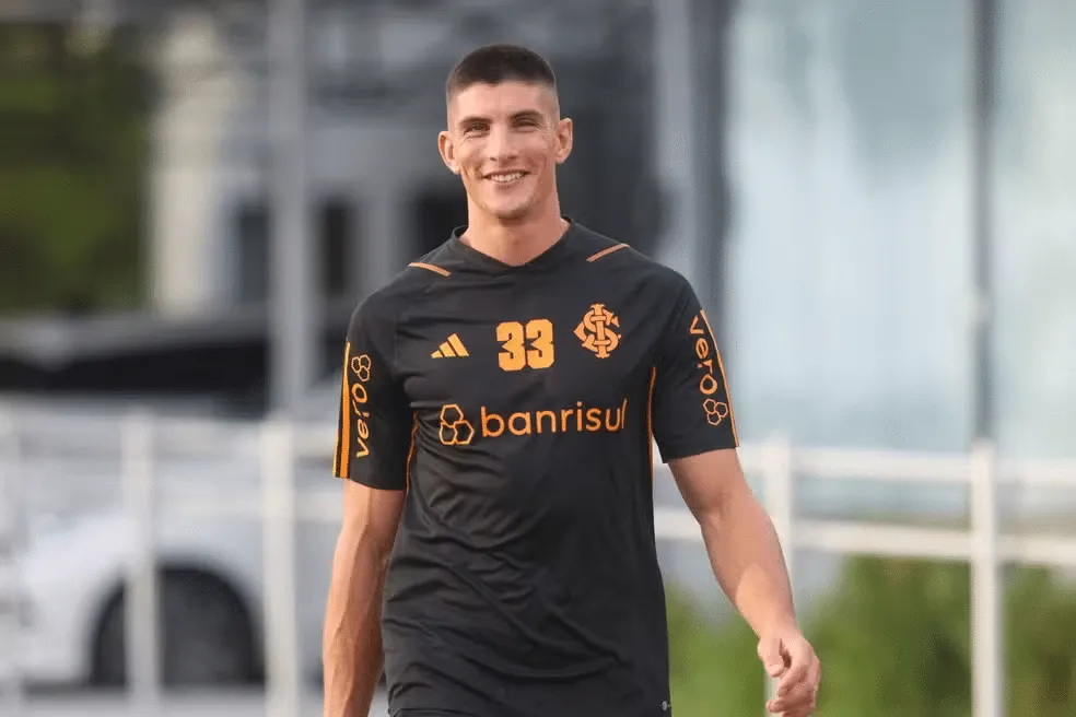 Rochet abriu o jogo sobre sua les&atilde;o e o processo de recupera&ccedil;&atilde;o no Internacional