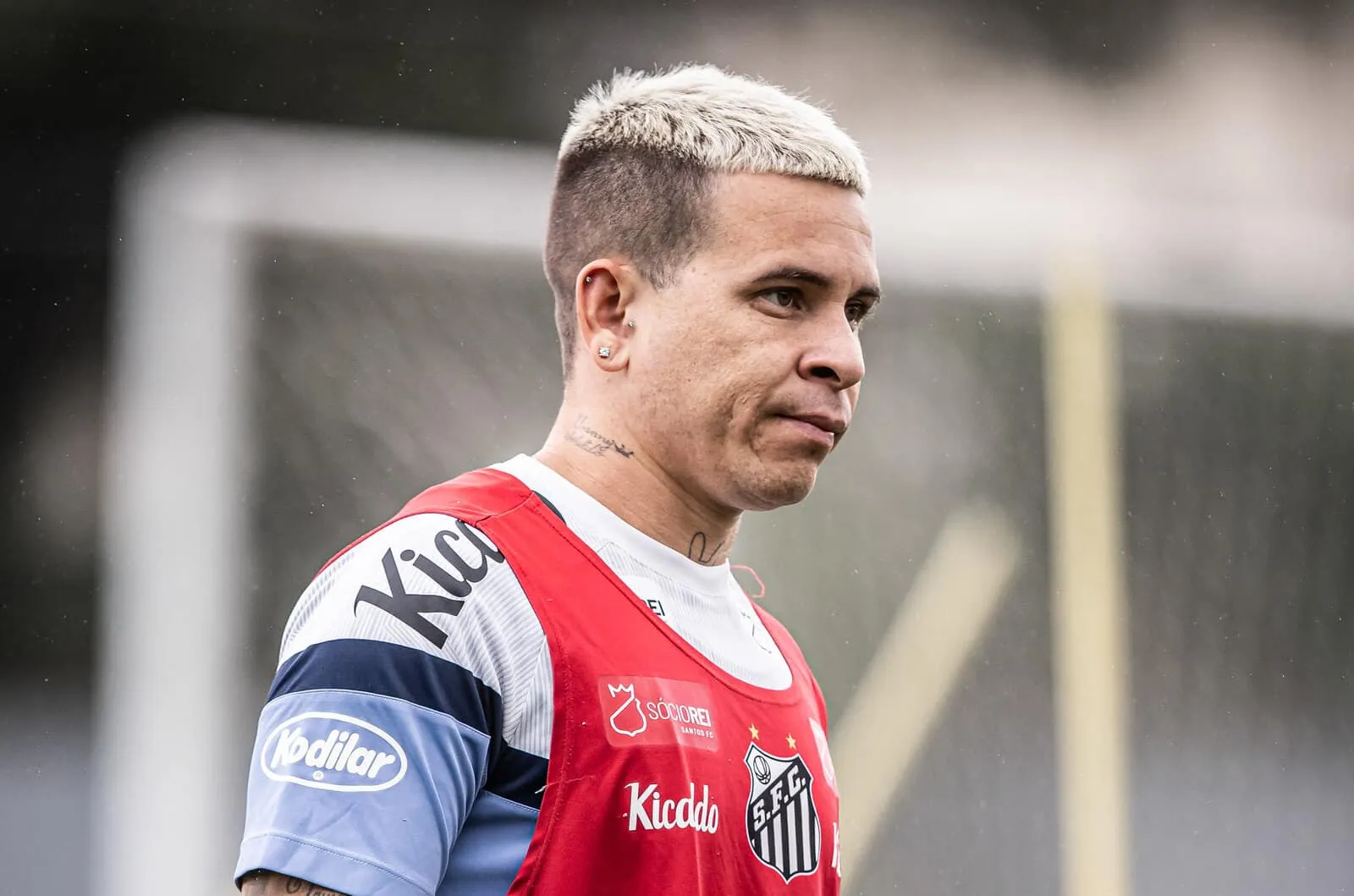 Les&otilde;es musculares castigam o Santos e tiram jogadores importantes do confronto direto contra o Goi&aacute;s