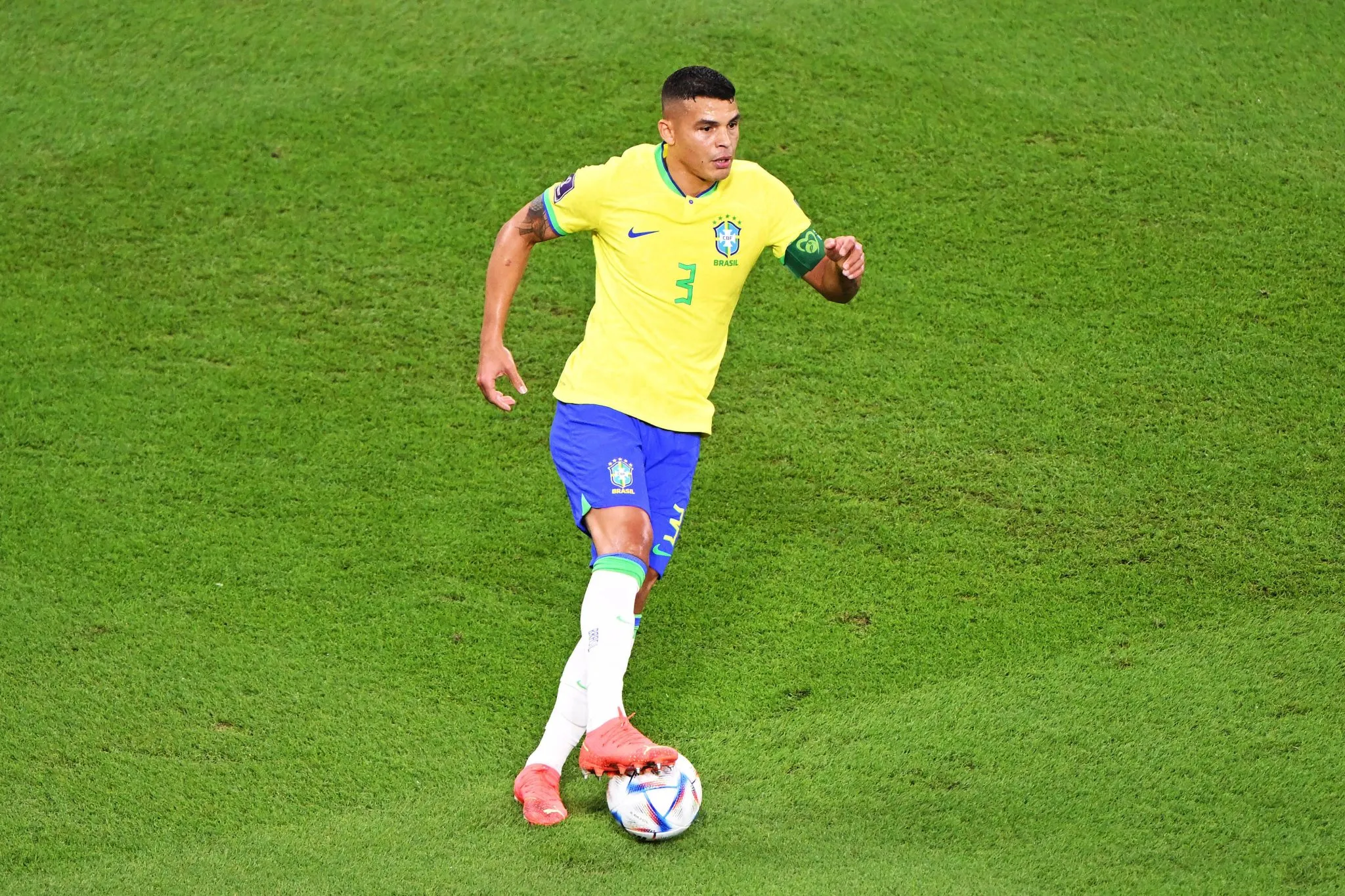 Thiago Silva em a&ccedil;&atilde;o pela sele&ccedil;&atilde;o brasileira 